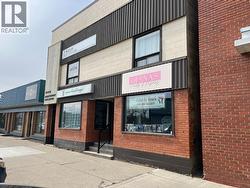 10413 10 Street Dawson Creek, BC V1G 3T8