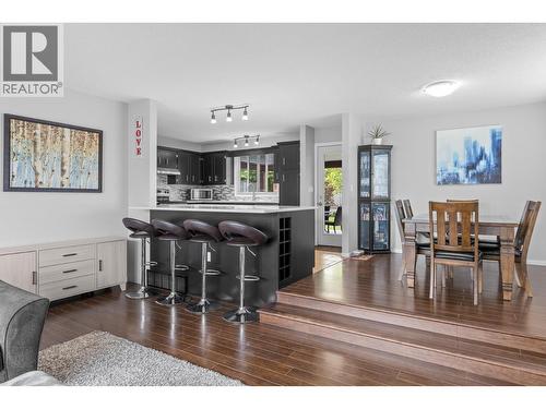1035 Elwyn Road, Kelowna, BC - Indoor Photo Showing Dining Room