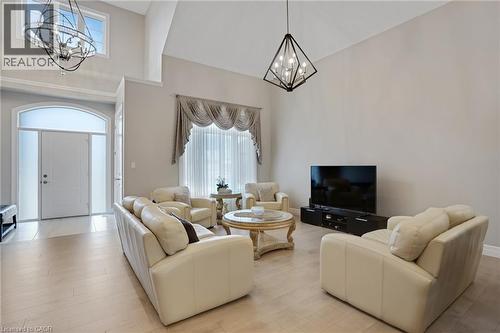 305 Blair Creek Drive, Kitchener, ON - Indoor Photo Showing Living Room