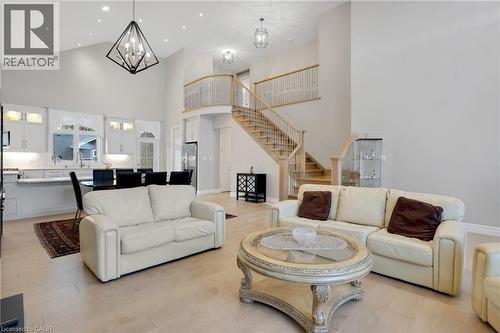 305 Blair Creek Drive, Kitchener, ON - Indoor Photo Showing Living Room