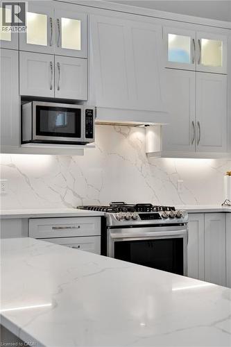 305 Blair Creek Drive, Kitchener, ON - Indoor Photo Showing Kitchen With Upgraded Kitchen