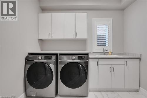 305 Blair Creek Drive, Kitchener, ON - Indoor Photo Showing Laundry Room