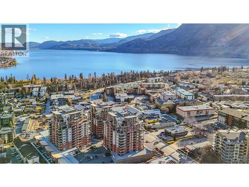 3346 SKAHA LAKE Road Unit# 304  Penticton, BC V2A 6G4