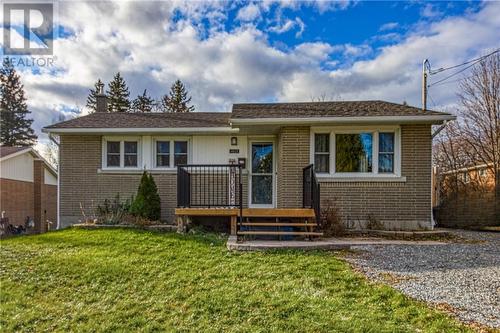 1607 Carling Crescent  Sudbury, ON P3A 4L8