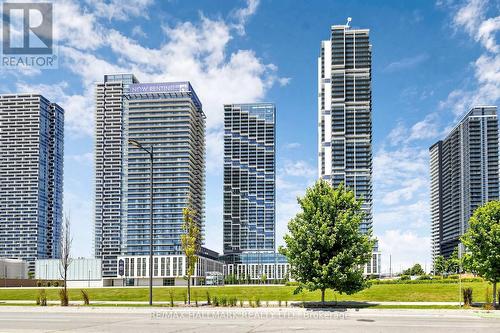 3302 - 1000 PORTAGE PARKWAY N  Vaughan, ON L4K 0L1