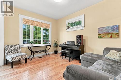 704 32Nd Street W, Saskatoon, SK - Indoor