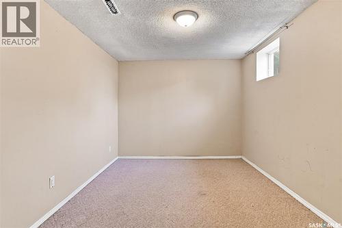 610 Acadia Drive, Saskatoon, SK - Indoor Photo Showing Other Room
