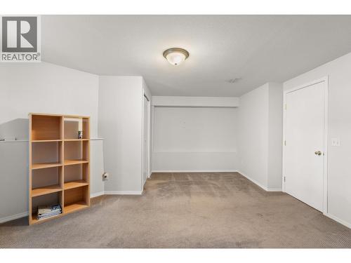 130 Dundas Rd. Road Unit# 5 Lot# 5, Kelowna, BC - Indoor Photo Showing Other Room