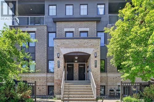 33 - 701 B SUE HOLLOWAY DRIVE  Ottawa, ON K2J 5R6