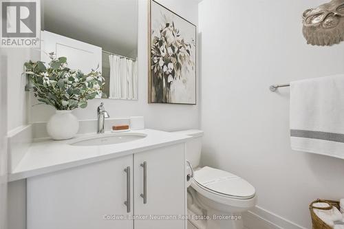 78 - 940 St. David Street N, Centre Wellington (Fergus), ON - Indoor Photo Showing Bathroom