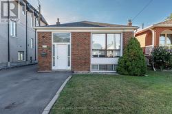 LOWER - 343 RANEE AVENUE Toronto, ON M6A 1N9