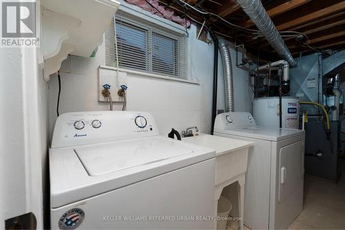 LOWER - 343 RANEE AVENUE , Toronto, Ontario M6A 1N9 5