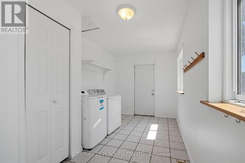 7 Valleyview Crescent, Belleville, ON - Indoor