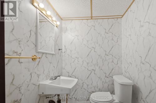 7 Valleyview Crescent, Belleville, ON - Indoor Photo Showing Bathroom