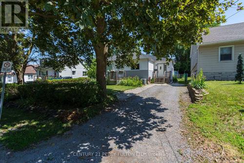 7 Valleyview Crescent, Belleville, ON - Outdoor