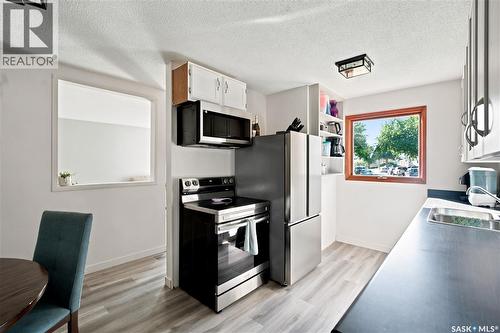 55 Trident Crescent, Saskatoon, SK - Indoor Photo Showing Kitchen