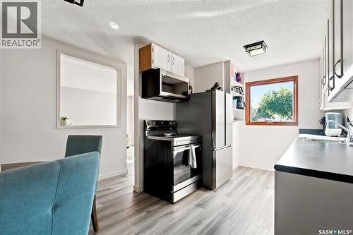 55 Trident Crescent, Saskatoon, SK - Indoor Photo Showing Kitchen