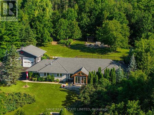 7632 County 9 Road, Clearview, ON - Outdoor