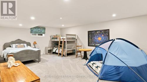 7632 County 9 Road, Clearview, ON - Indoor Photo Showing Other Room