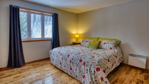 Chambre à coucher principale - 3071 Ch. Du Lac-Hélène, Rouyn-Noranda, QC - Indoor Photo Showing Bedroom