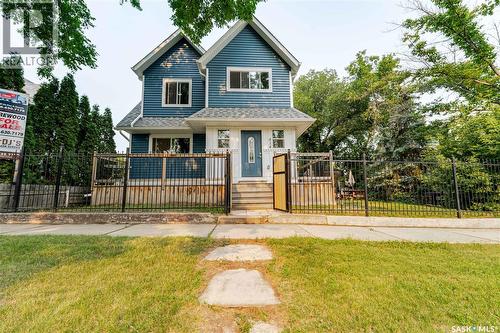414 Main STREET S  Moose Jaw, SK S6H 5S9