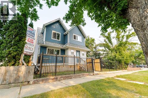 414 Main Street S, Moose Jaw, SK - Outdoor