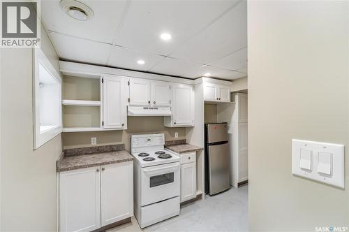 414 Main Street S, Moose Jaw, SK - Indoor Photo Showing Kitchen