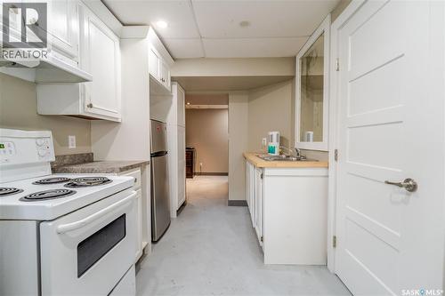 414 Main Street S, Moose Jaw, SK - Indoor Photo Showing Kitchen