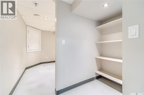 414 Main Street S, Moose Jaw, SK - Indoor