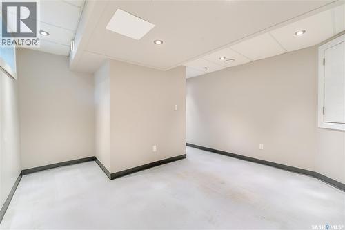 414 Main Street S, Moose Jaw, SK - Indoor Photo Showing Other Room