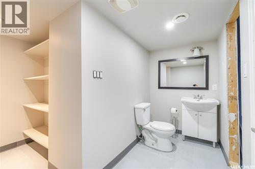 414 Main Street S, Moose Jaw, SK - Indoor Photo Showing Bathroom