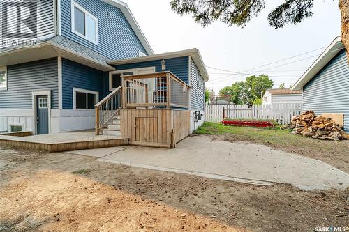 414 Main Street S, Moose Jaw, SK - Outdoor