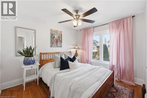 70 Gage Avenue S, Hamilton, ON - Indoor Photo Showing Bedroom