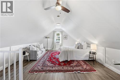 70 Gage Avenue S, Hamilton, ON - Indoor Photo Showing Bedroom