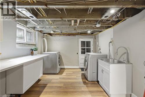 70 Gage Avenue S, Hamilton, ON - Indoor Photo Showing Laundry Room