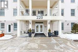 211 - 220 MAIN STREET N Uxbridge, ON L9P 0B6