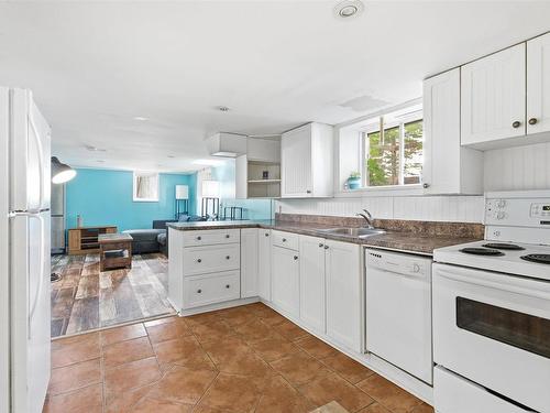 42 Birch Street, Halifax, NS - Indoor Photo Showing Kitchen