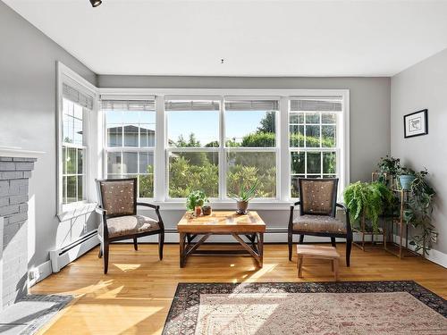 42 Birch Street, Halifax, NS - Indoor Photo Showing Living Room