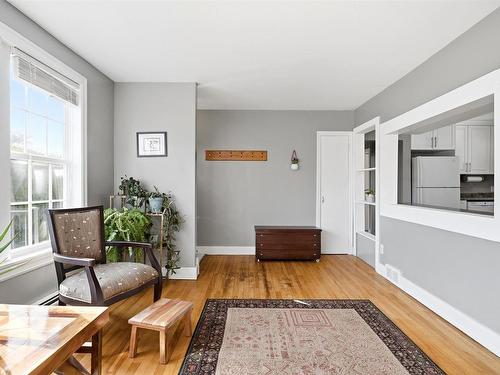 42 Birch Street, Halifax, NS - Indoor Photo Showing Living Room