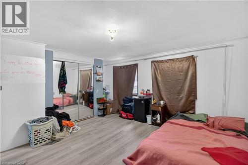 312 East 12Th Street, Hamilton, ON - Indoor Photo Showing Bedroom