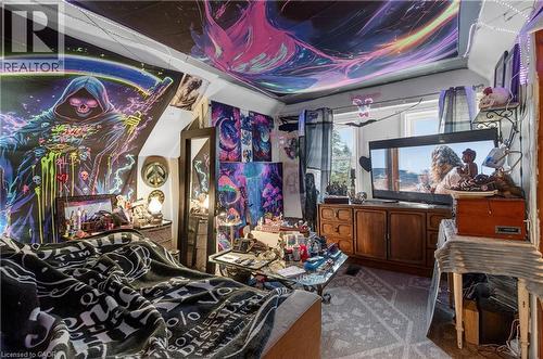 312 East 12Th Street, Hamilton, ON - Indoor