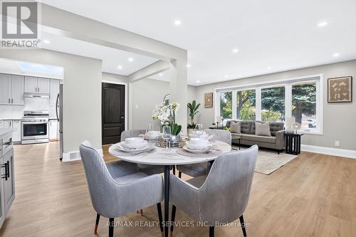 18 Spencely Court, Toronto, ON - Indoor Photo Showing Dining Room