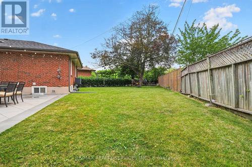18 Spencely Court, Toronto, ON - Outdoor