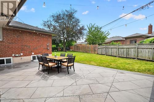 18 Spencely Court, Toronto, ON - Outdoor