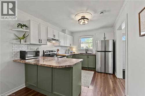 38 Alexandra Boulevard, St. Catharines, ON - Indoor Photo Showing Kitchen