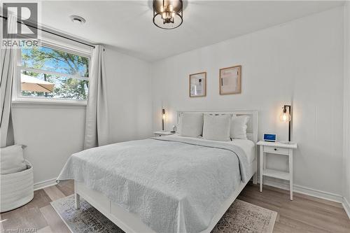 38 Alexandra Boulevard, St. Catharines, ON - Indoor Photo Showing Bedroom