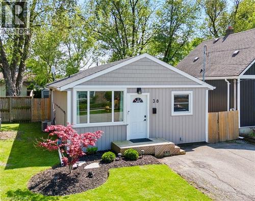 38 Alexandra Boulevard, St. Catharines, ON - Outdoor With Exterior