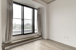 Salon - 