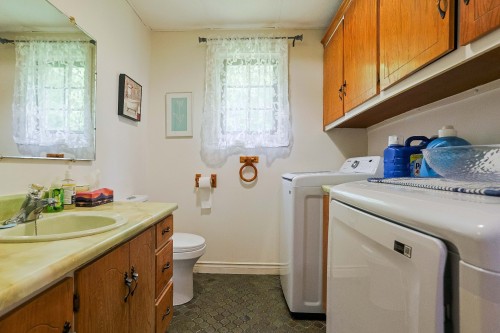 Salle d'eau - 770 Ch. Juneau, Shawinigan, QC - Indoor Photo Showing Other Room