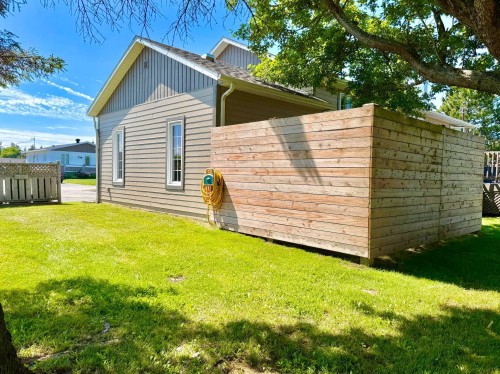Extérieur - 220 Ch. Central, Les Îles-De-La-Madeleine, QC - Outdoor With Exterior